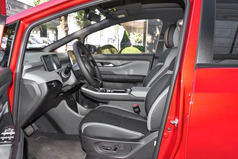 Електромобіль Hycan Z03 Електромобіль Hycan Z03 - фото thumbnail 1