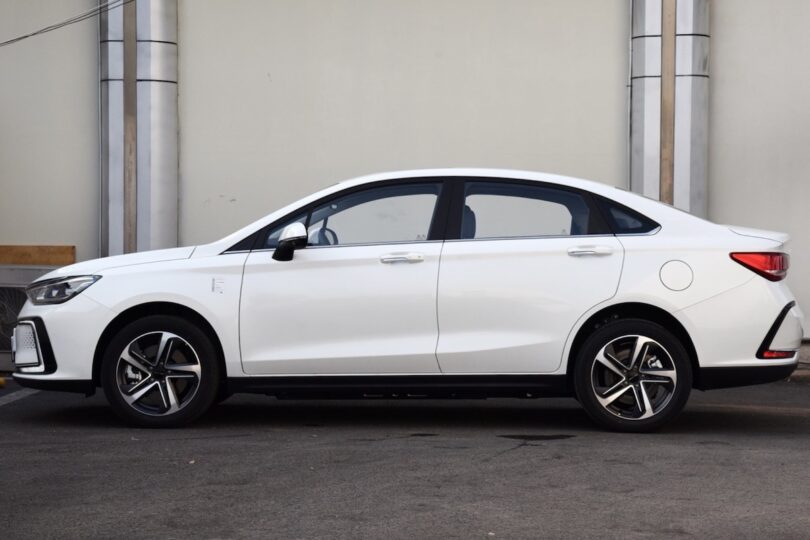 Електромобіль Baic EU5 2022 - фото thumbnail 1