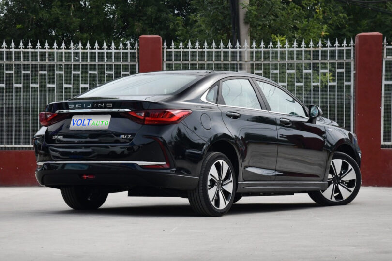 Електромобіль Baic EU7 - фото thumbnail 1