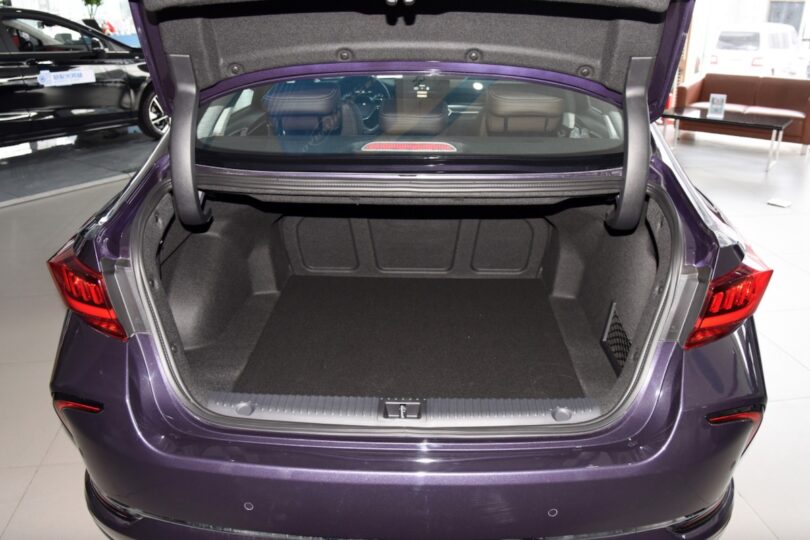 Електромобіль Baic EU7 - фото thumbnail 1