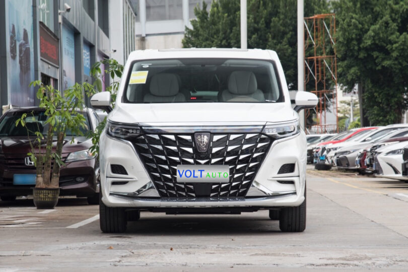 Електромобіль Roewe iMAX 8 - фото thumbnail 1