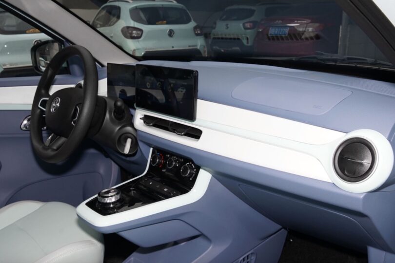 Електромобіль Dongfeng Nano Box - фото thumbnail 1