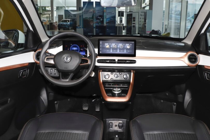 Електромобіль Dongfeng Nano Box - фото thumbnail 1