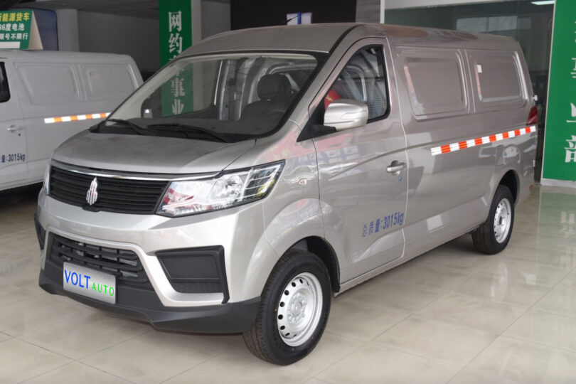 Електромобіль BAIC Proton V2 Електромобіль BAIC Proton V2 - фото thumbnail 1