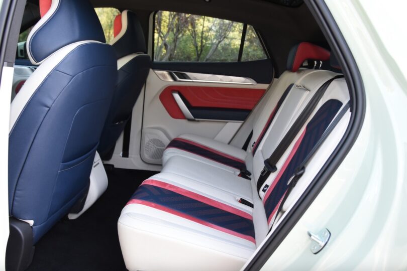 Електромобіль Aiways U6 - фото thumbnail 1