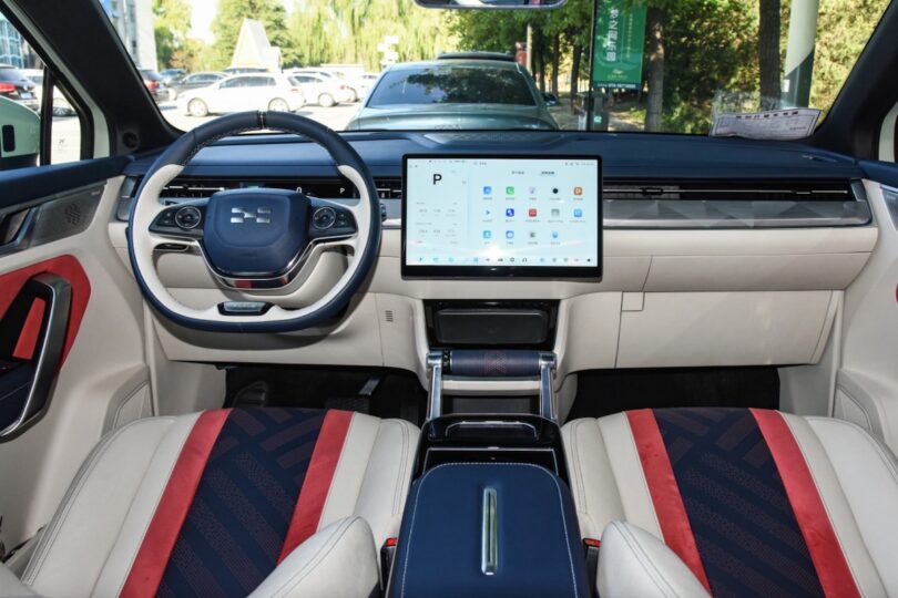 Електромобіль Aiways U6 - фото thumbnail 1