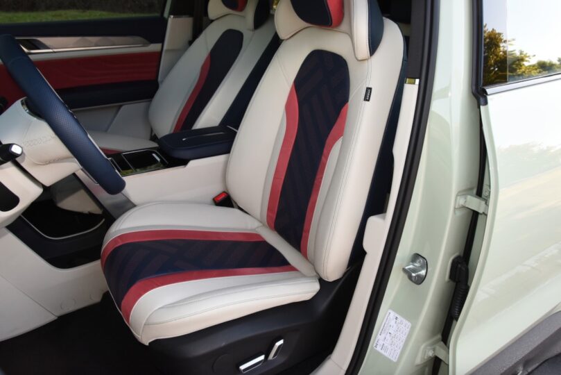 Електромобіль Aiways U6 - фото thumbnail 1