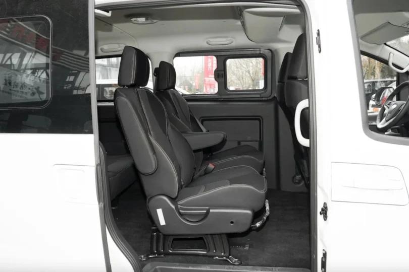 Електромобіль JAC Refine E3 - фото thumbnail 1