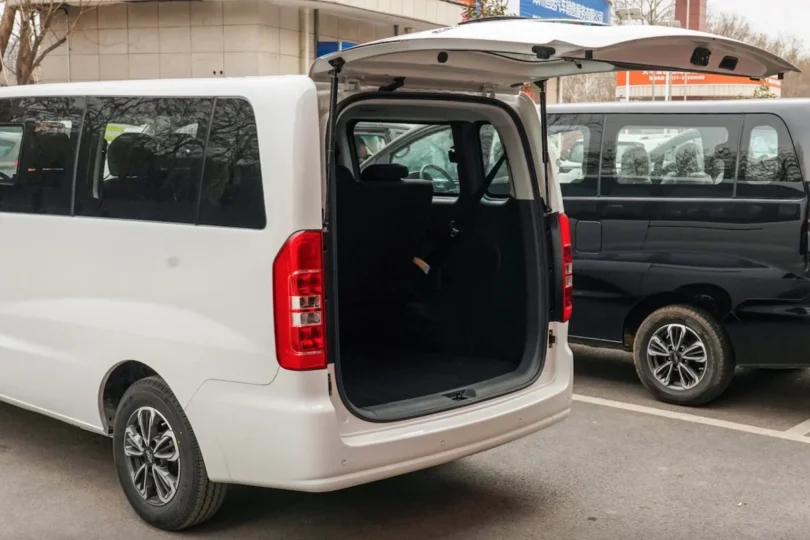 Електромобіль JAC Refine E3 - фото thumbnail 1