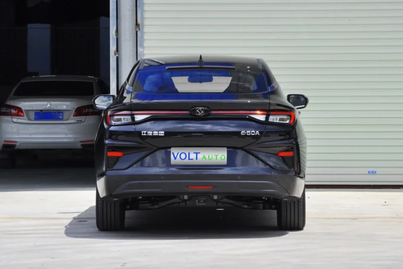 Електромобіль JAC VW E50A - фото thumbnail 1