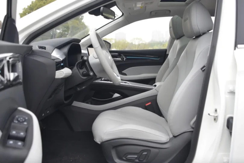 Електромобіль Roewe Ei5 2022 - фото thumbnail 1