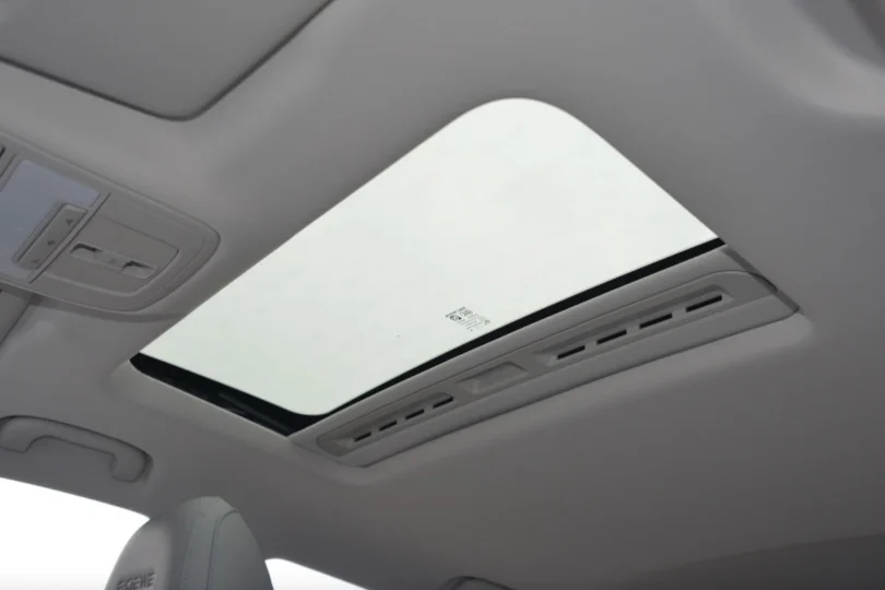 Електромобіль Roewe Ei5 2022 - фото thumbnail 1