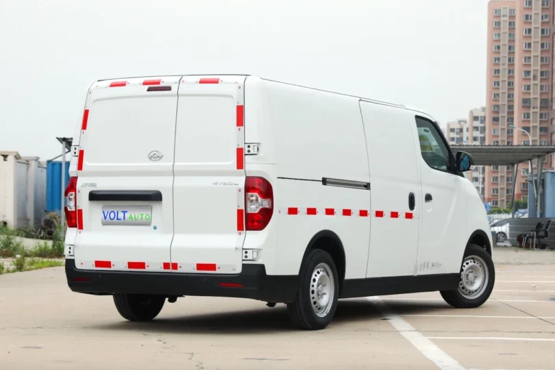 Електромобіль Maxus EV30 - фото thumbnail 1