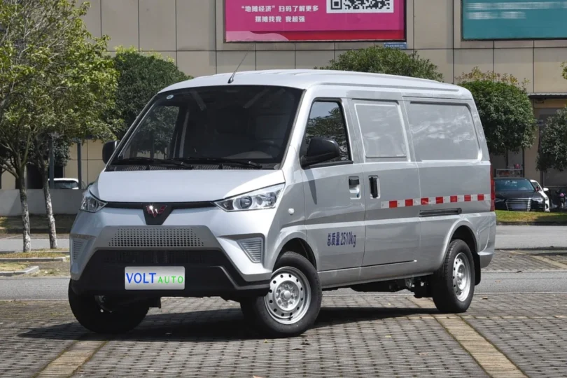 Електромобіль Wuling EV50 Електромобіль Wuling EV50 - фото thumbnail 1