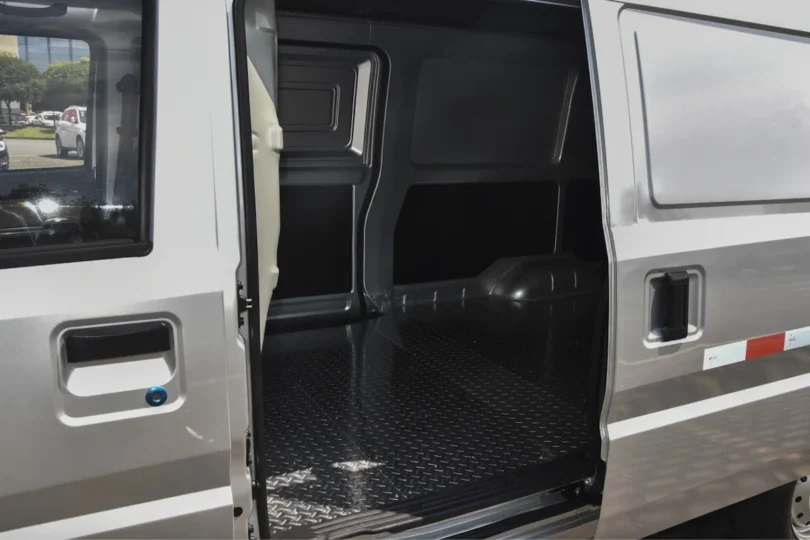 Електромобіль Wuling EV50 Електромобіль Wuling EV50 - фото thumbnail 1