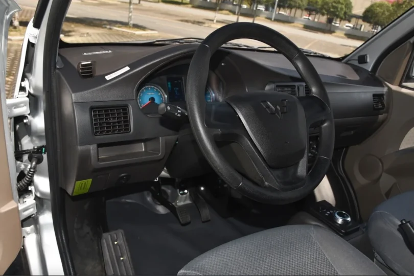 Електромобіль Wuling EV50 Електромобіль Wuling EV50 - фото thumbnail 1