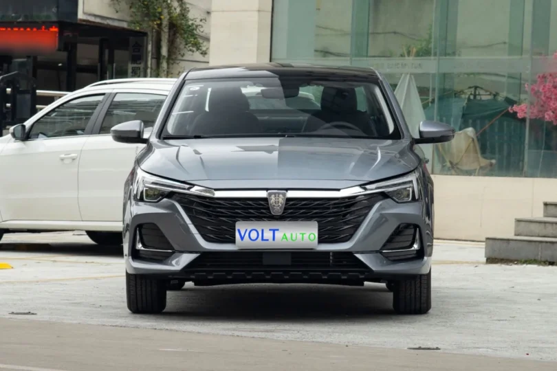 Електромобіль Roewe i6 Max - фото thumbnail 1