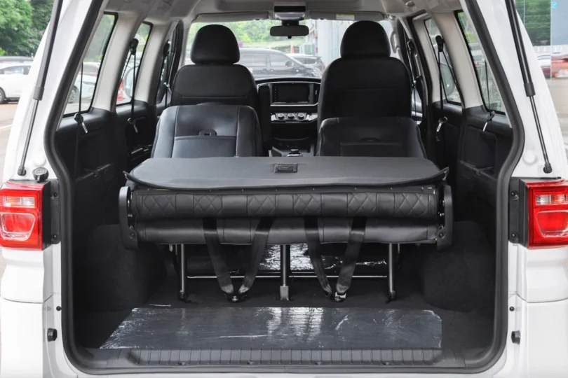 Електромобіль Donfeng M5 EV 2022 - фото thumbnail 1