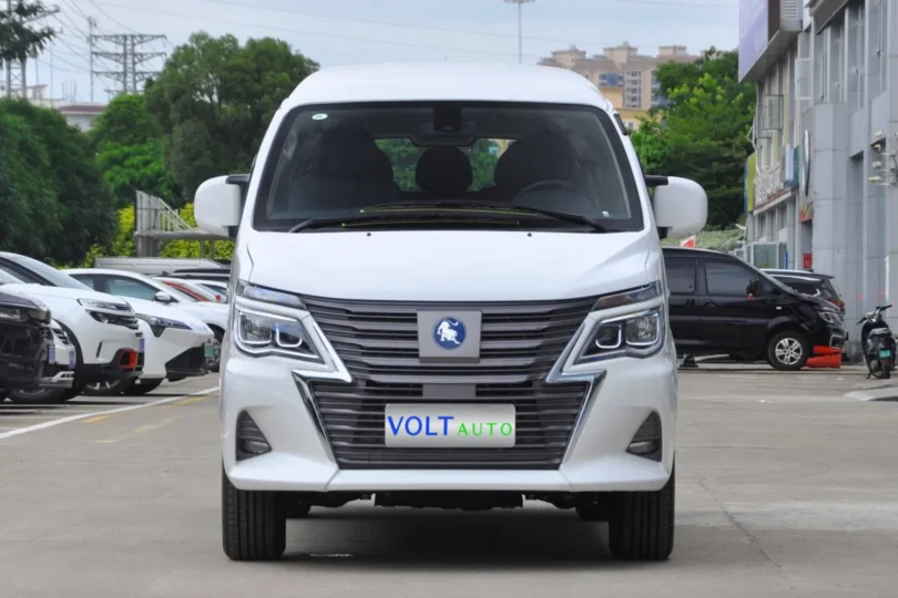 Електромобіль Donfeng M5 EV 2022 - фото thumbnail 1