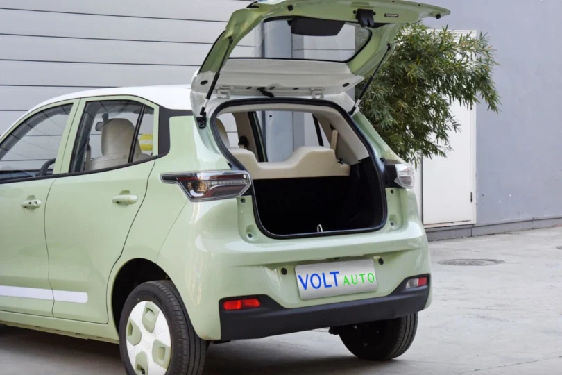 Електромобіль Yema Letin Mango Pro Електромобіль Yema Letin Mango Pro - фото thumbnail 1