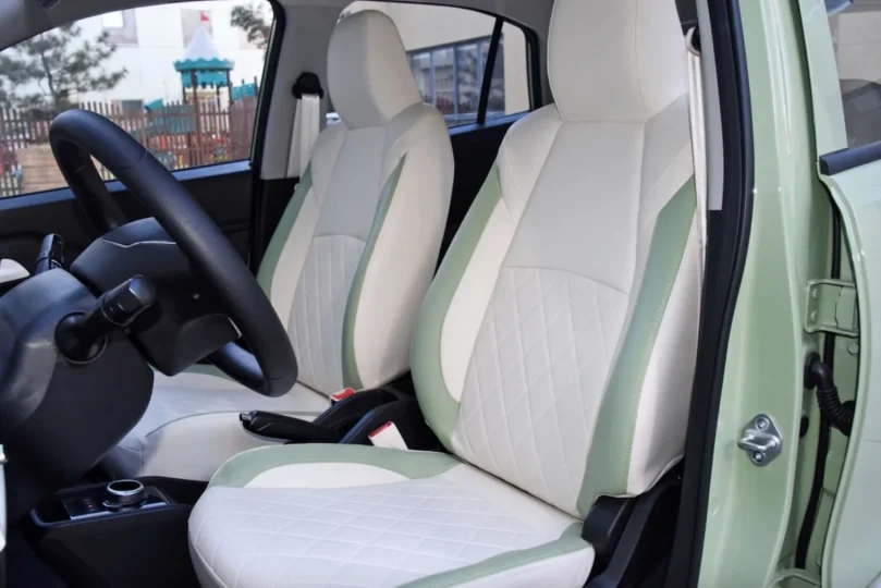 Електромобіль Yema Letin Mango Pro Електромобіль Yema Letin Mango Pro - фото thumbnail 1