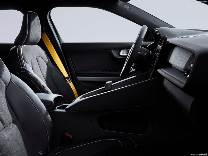 Електромобіль Polestar 2 - фото thumbnail 1