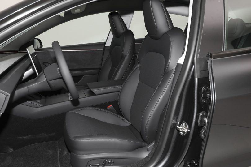 Електромобіль Zeekr 001 - фото thumbnail 1