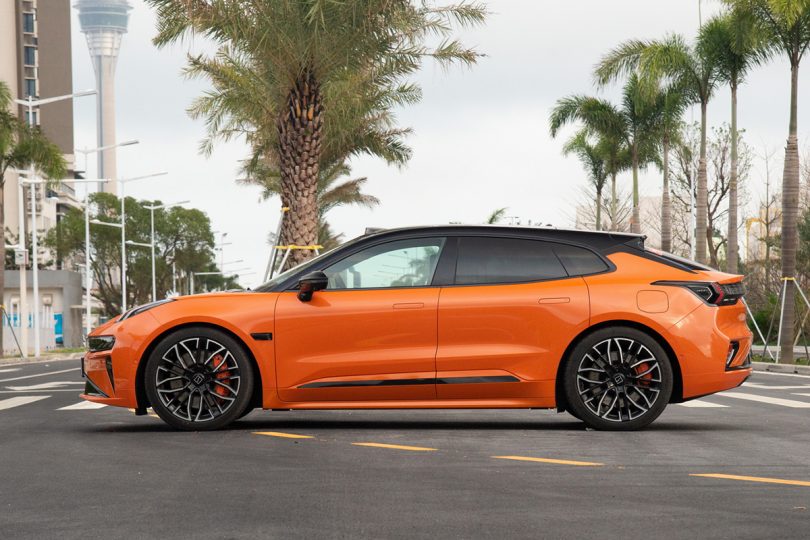 Електромобіль Zeekr 001 - фото thumbnail 1