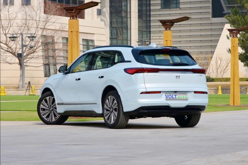 Електромобіль Buick E5 - фото thumbnail 1