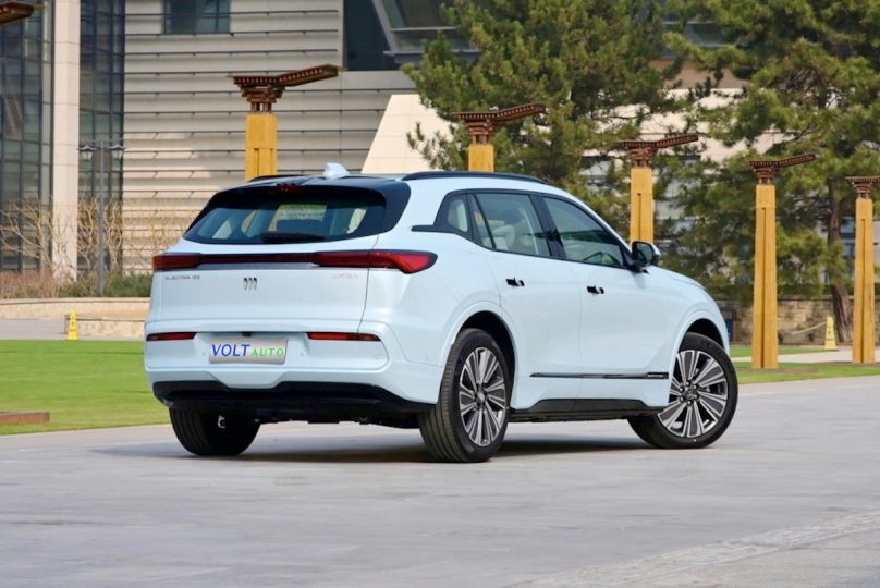 Електромобіль Buick E5 - фото thumbnail 1