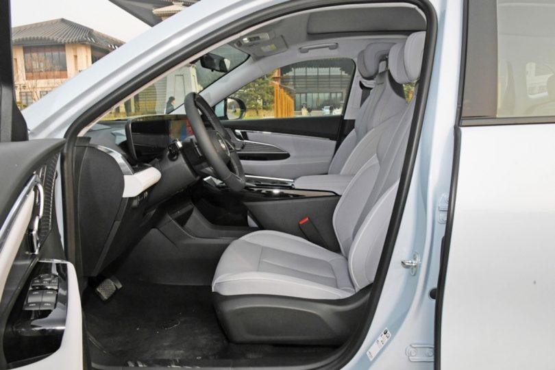 Електромобіль Buick E5 - фото thumbnail 1