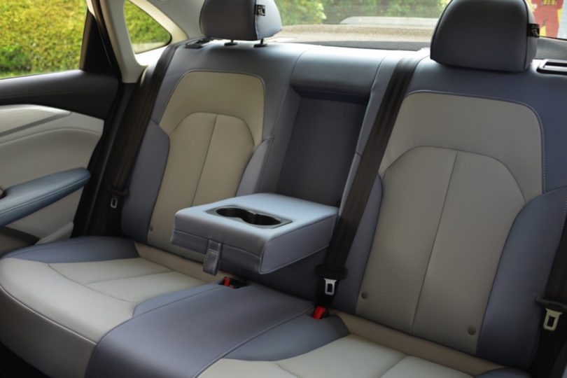 Електромобіль Rising ER6 - фото thumbnail 1