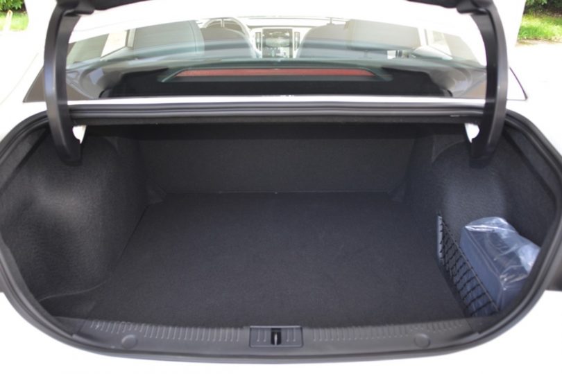 Електромобіль Rising ER6 - фото thumbnail 1