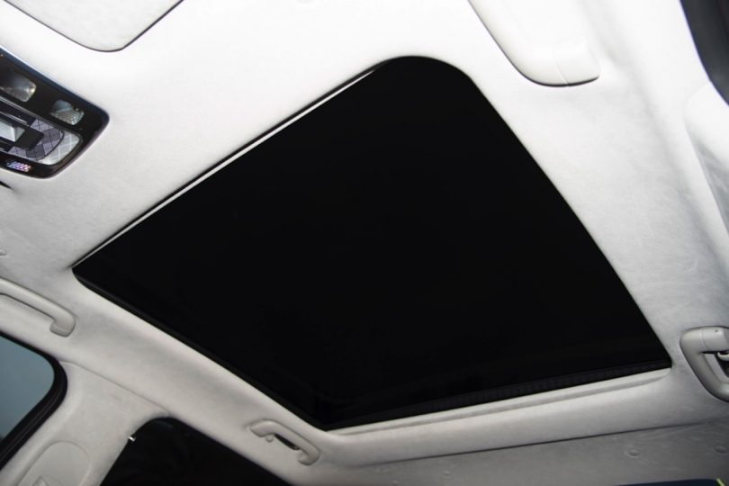 Електромобіль Genesis GV60 - фото thumbnail 1