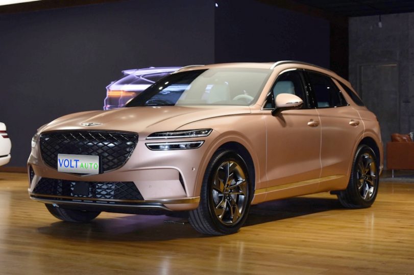 Електромобіль Genesis GV70 - фото thumbnail 1