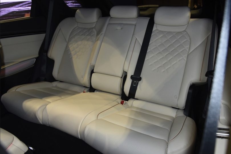 Електромобіль Genesis GV70 - фото thumbnail 1