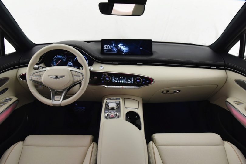 Електромобіль Genesis GV70 - фото thumbnail 1