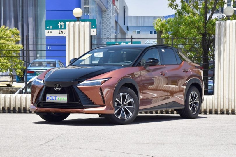 Електромобіль Lexus RZ - фото thumbnail 1