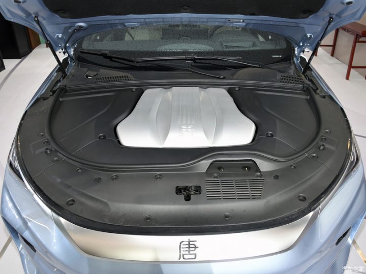 Електромобіль BYD Tang - фото thumbnail 1