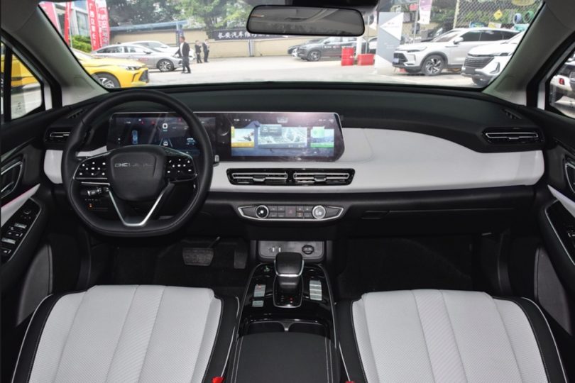 Електромобіль BAIC EU5 Plus - фото thumbnail 1