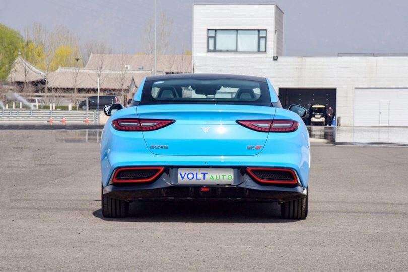 Електромобіль Neta GT Електромобіль Neta GT - фото thumbnail 1