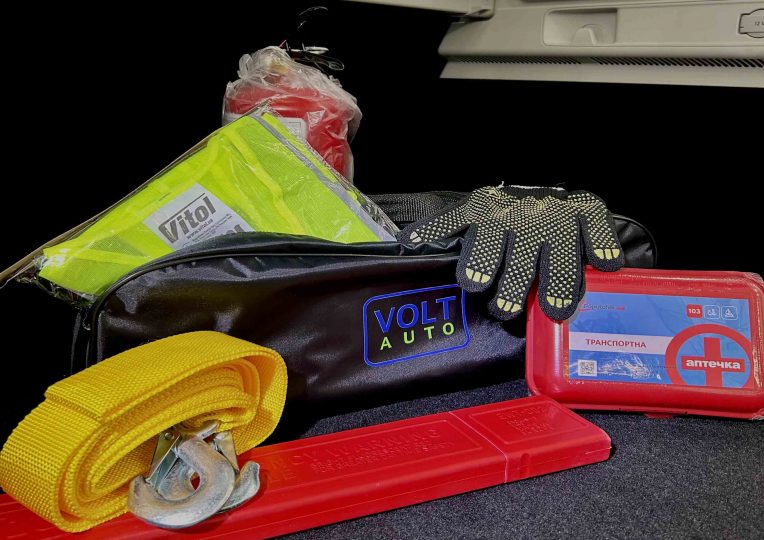 Набір автомобіліста Набір автомобіліста - фото thumbnail 1