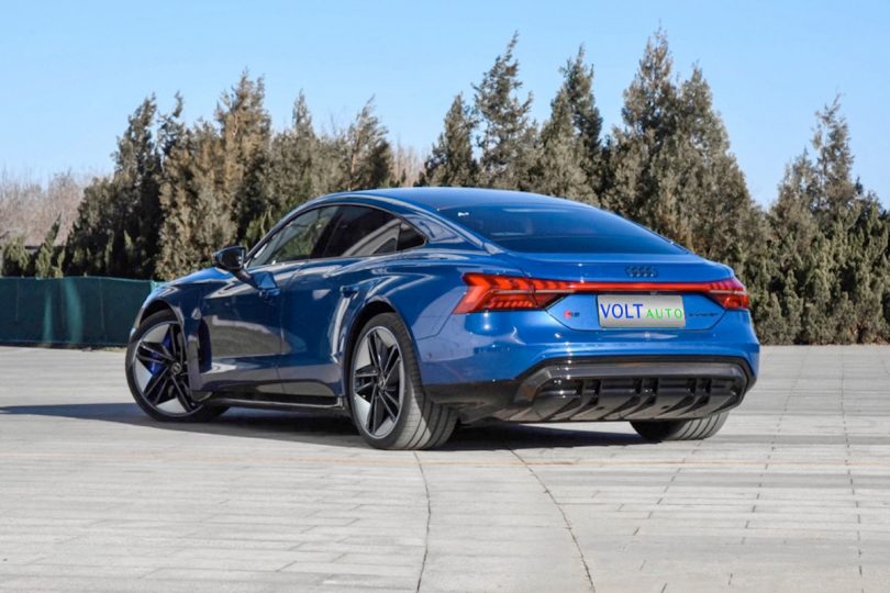 Електромобіль Audi RS GT - фото thumbnail 1