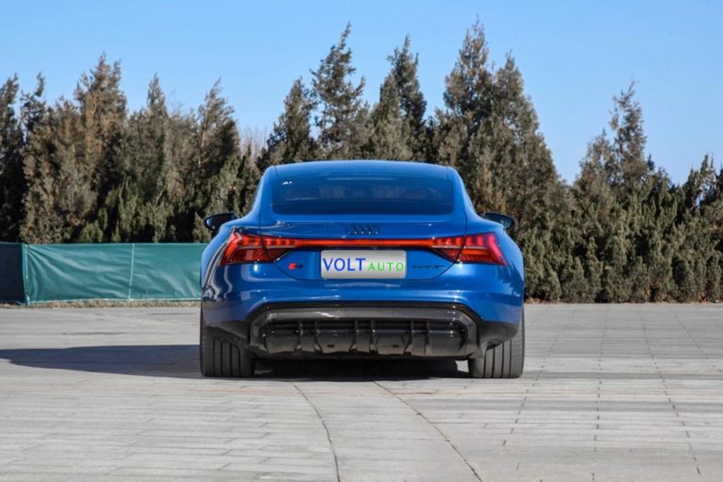 Електромобіль Audi RS GT - фото thumbnail 1