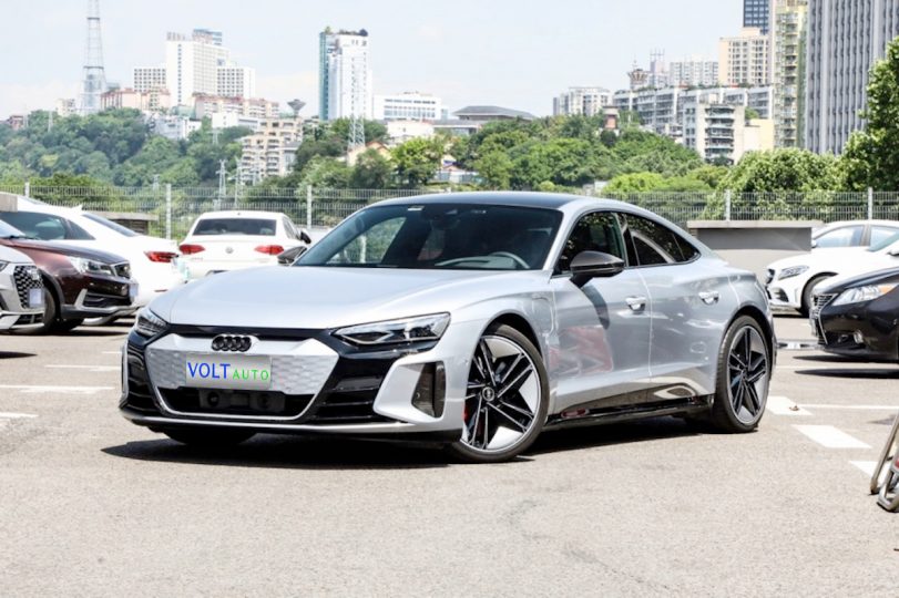 Електромобіль Audi RS GT - фото thumbnail 1