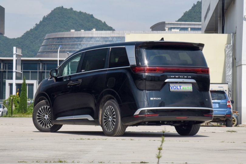 Електромобіль Denza D9 - фото thumbnail 1