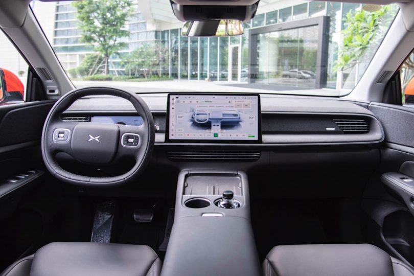 Електромобіль Xpeng G6 - фото thumbnail 1