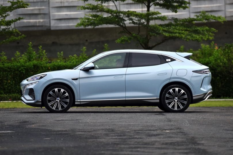 Електромобіль Denza N7 - фото thumbnail 1