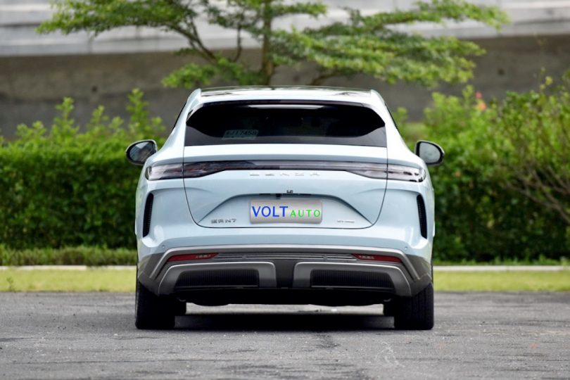 Електромобіль Denza N7 - фото thumbnail 1