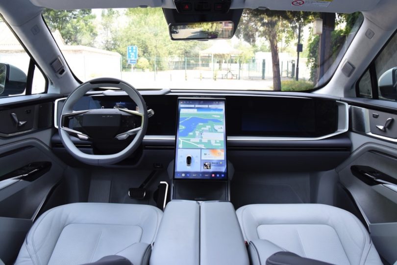 Електромобіль Hiphi Y - фото thumbnail 1